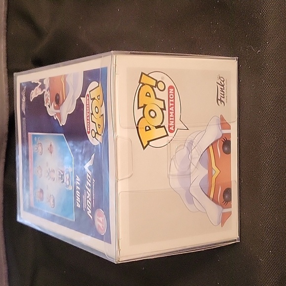 Allura Funko - Picture 5 of 6